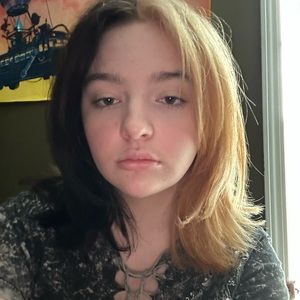 Meet your Posher, Vee